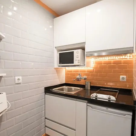 Laura Triana Apartment *